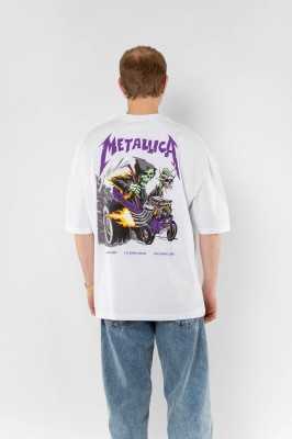 Sekizbiraltı Yıkamalı Beyaz Metallica Mor Sırt Baskılı Beyaz Unisex Oversize Tshirt 816E1034