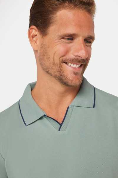 Tudors Male Slim Fit Dar Cutting 100% Cotton Plain Pike Buttonless Green Polo Collar T-shirt TS230021-Y06