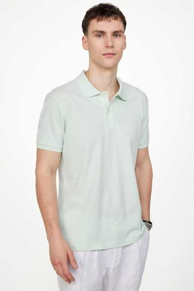 Tudors Erkek Slim Fit Dar Kesim %100 Pamuk Düz Pike Yeşil Polo Yaka Tişört TS230003-N3